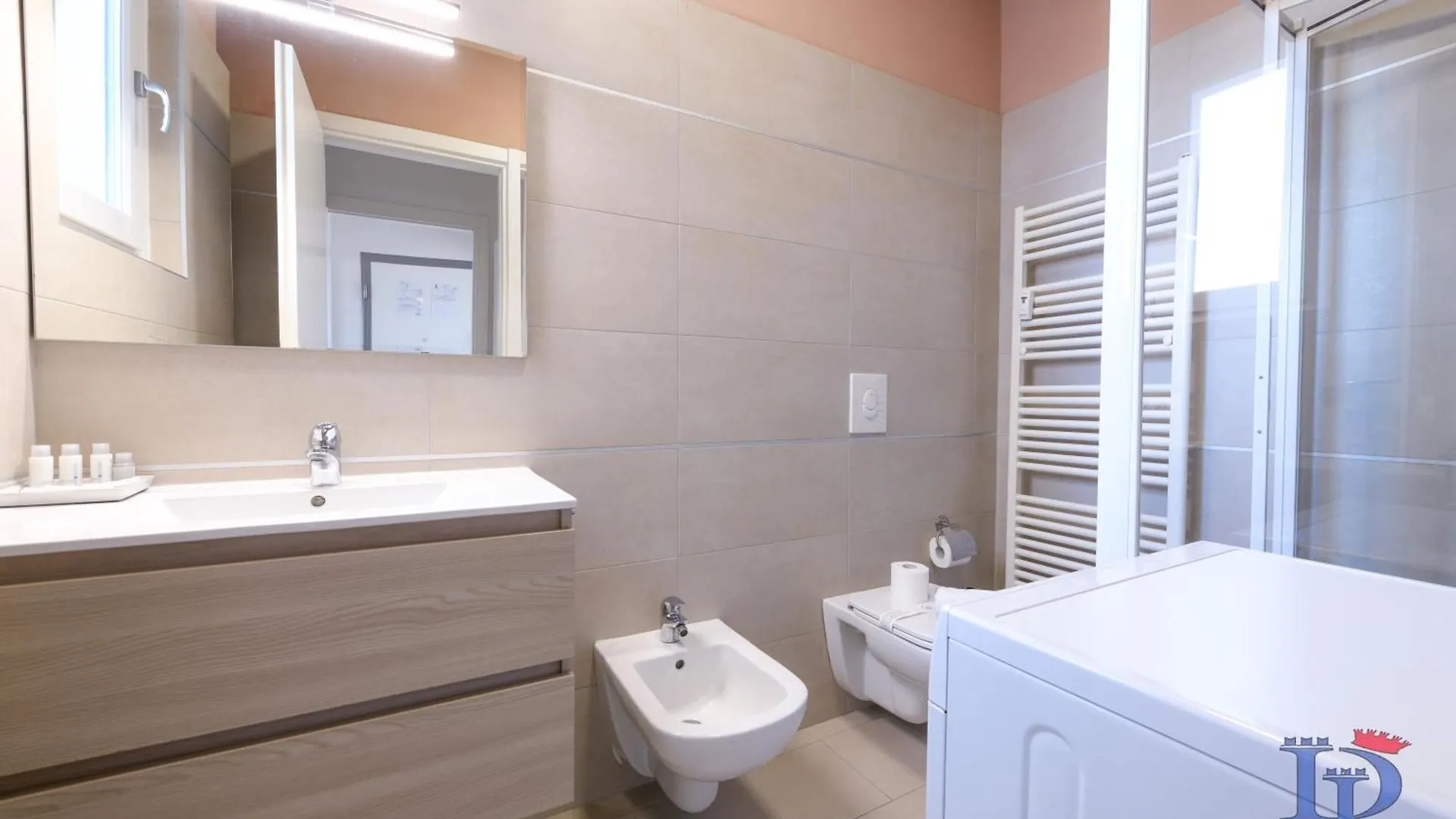 Apartment Ferienwohnung DesenzanoLoft SMILE'S Desenzano del Garda Italien
